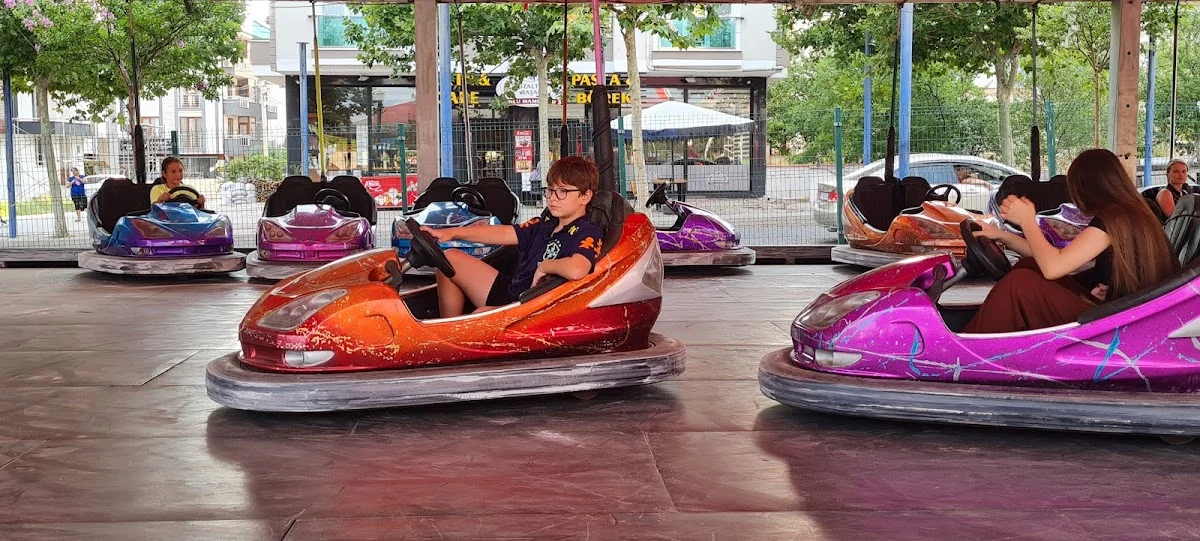 Çorlu Fyzland Lunapark logo