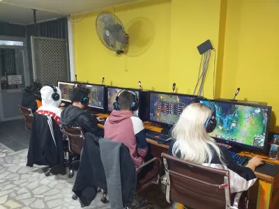 PULİM INTERNET CAFE-ONLINE&OFFLINE GAMER CENTER-E SPOR - Görsel 2