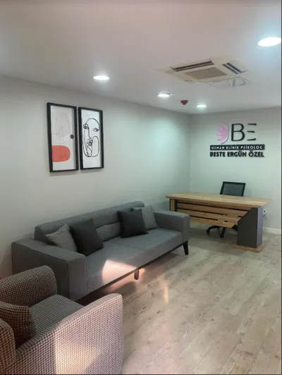 Uzm. Kl. Psk. Beste Ergün Özel - Görsel 2