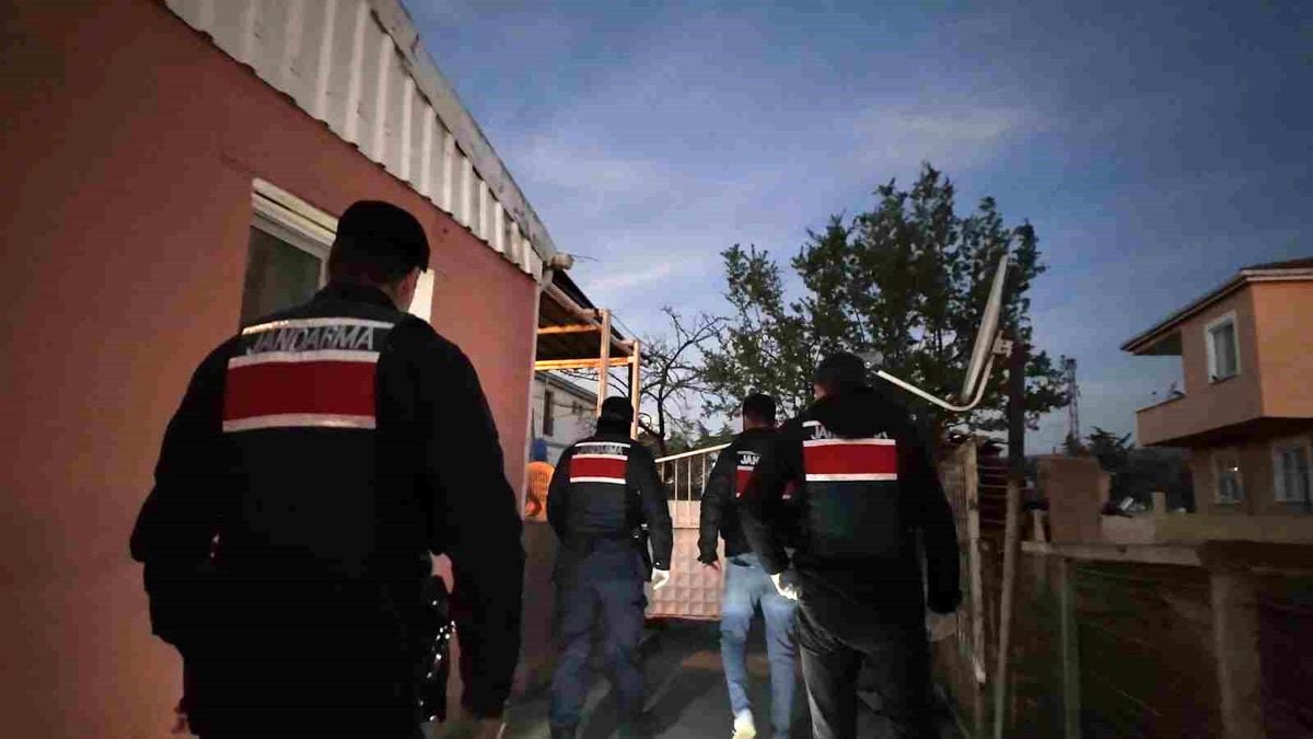 Tekirdağ merkezli uyuşturucu operasyonunda 8 tutuklama