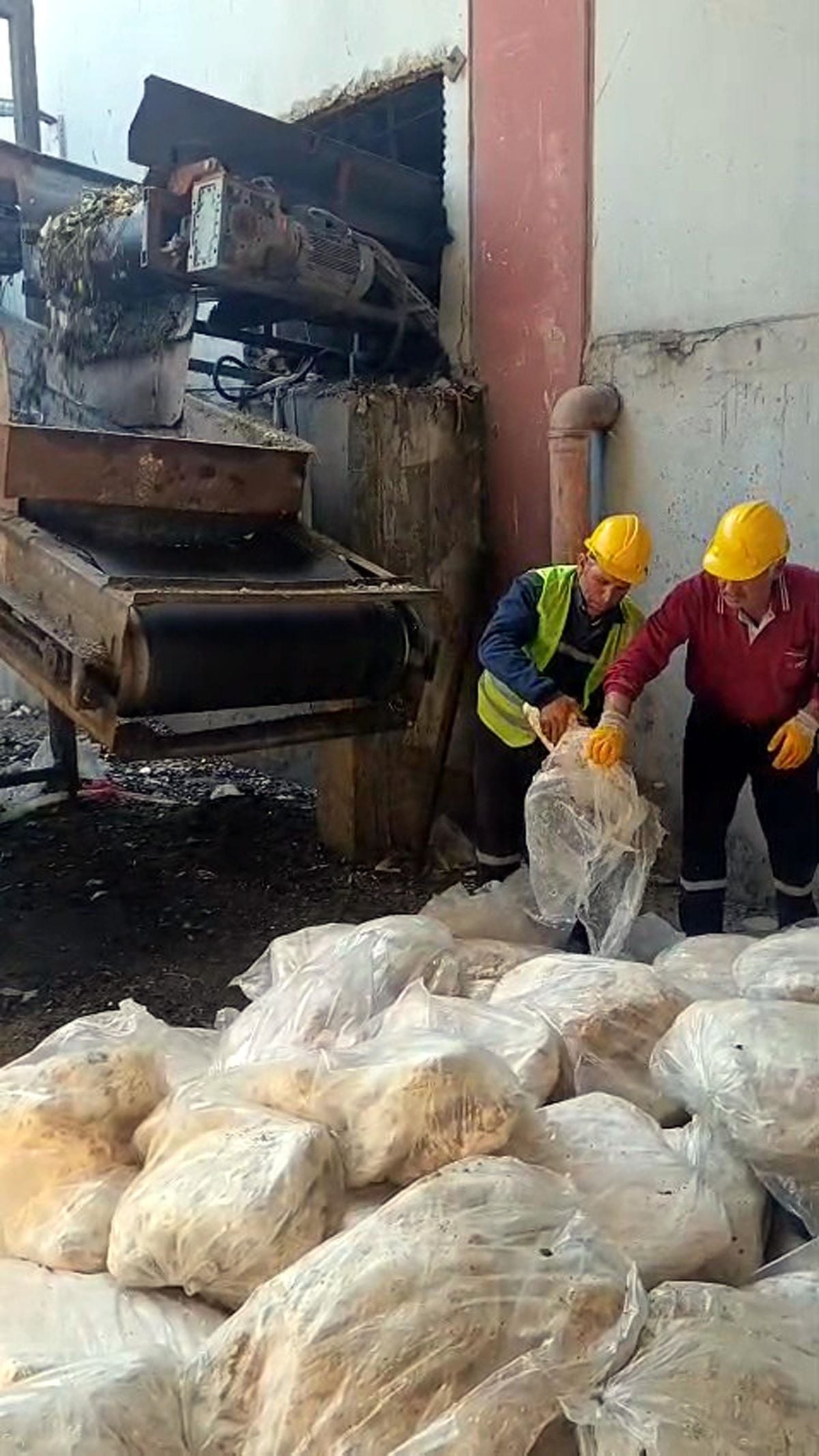 Tekirdağ'da uygunsuz koşullarda taşınan 1 ton 200 kg sakatat imha edildi