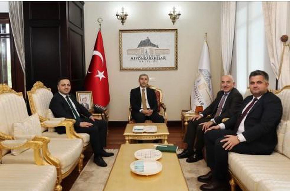 Vali Naci Aktaş, Şekerbank yöneticilerini makamında ağırladı