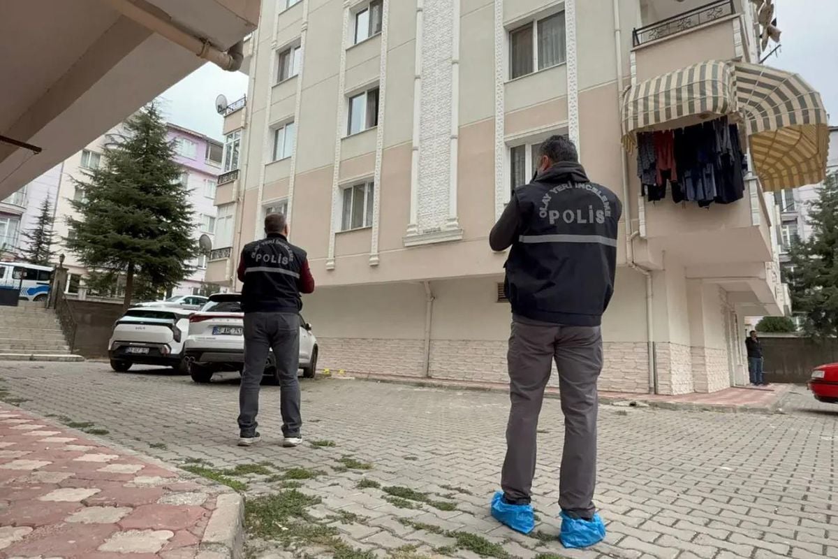 Cam silerken 4. kattan düşen kadın hayatını kaybetti