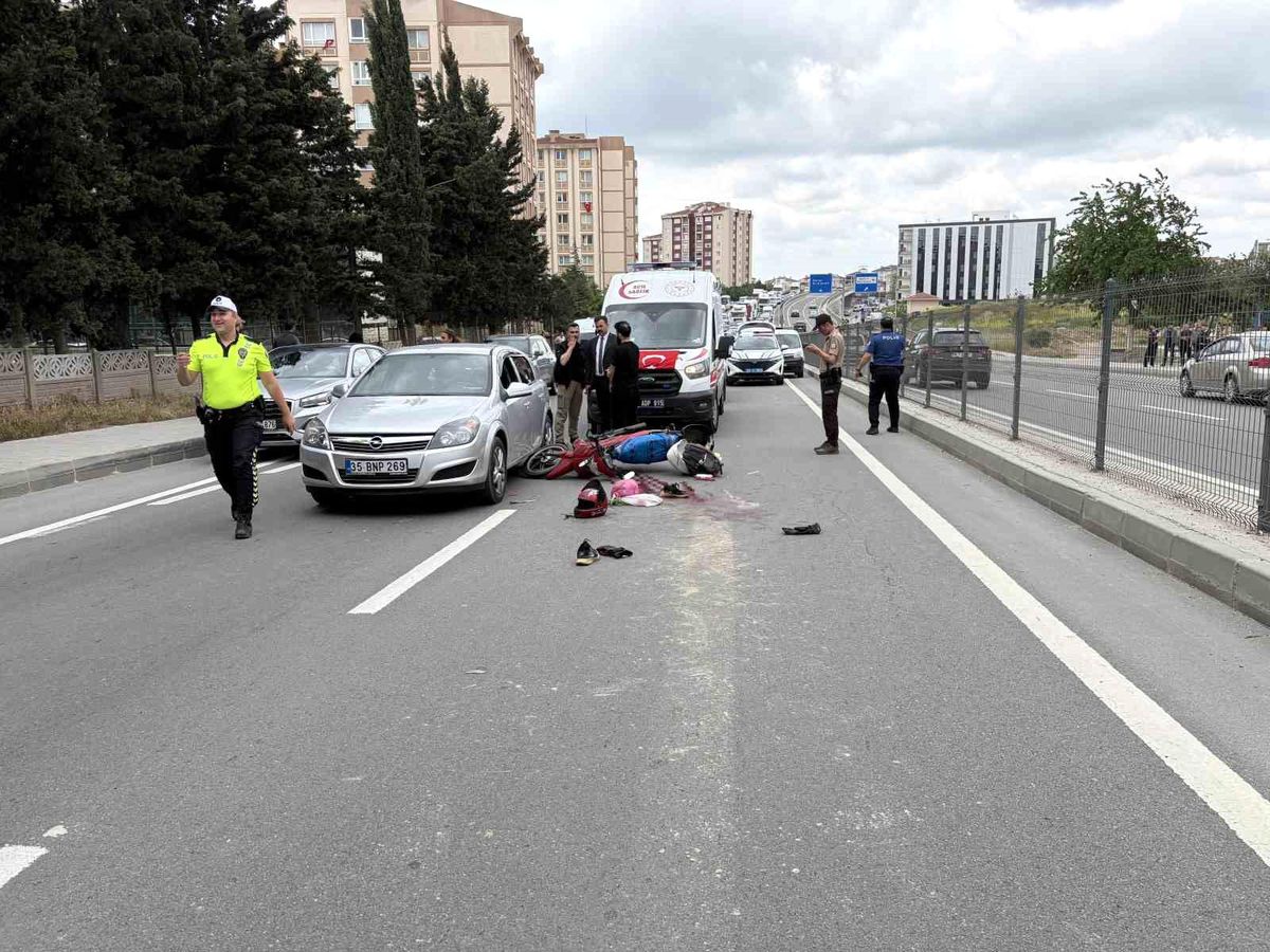 Kapaklı'da otomobil ile motosiklet çarpıştı: 1 yaralı