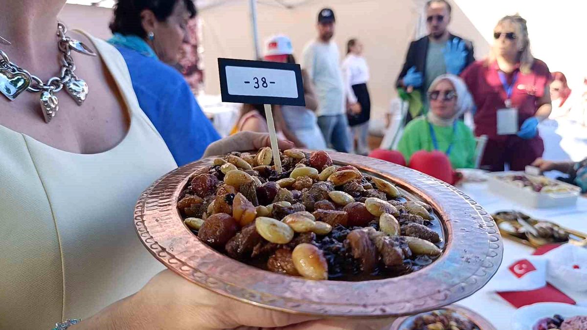 Tekirdağ Kiraz Festivali'nde kirazlı lezzetler kıyasıya yarıştı