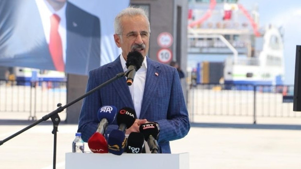 Bakan Uraloğlu müjdeyi verdi: İstanbul-Çanakkale arası 2 saate düşecek