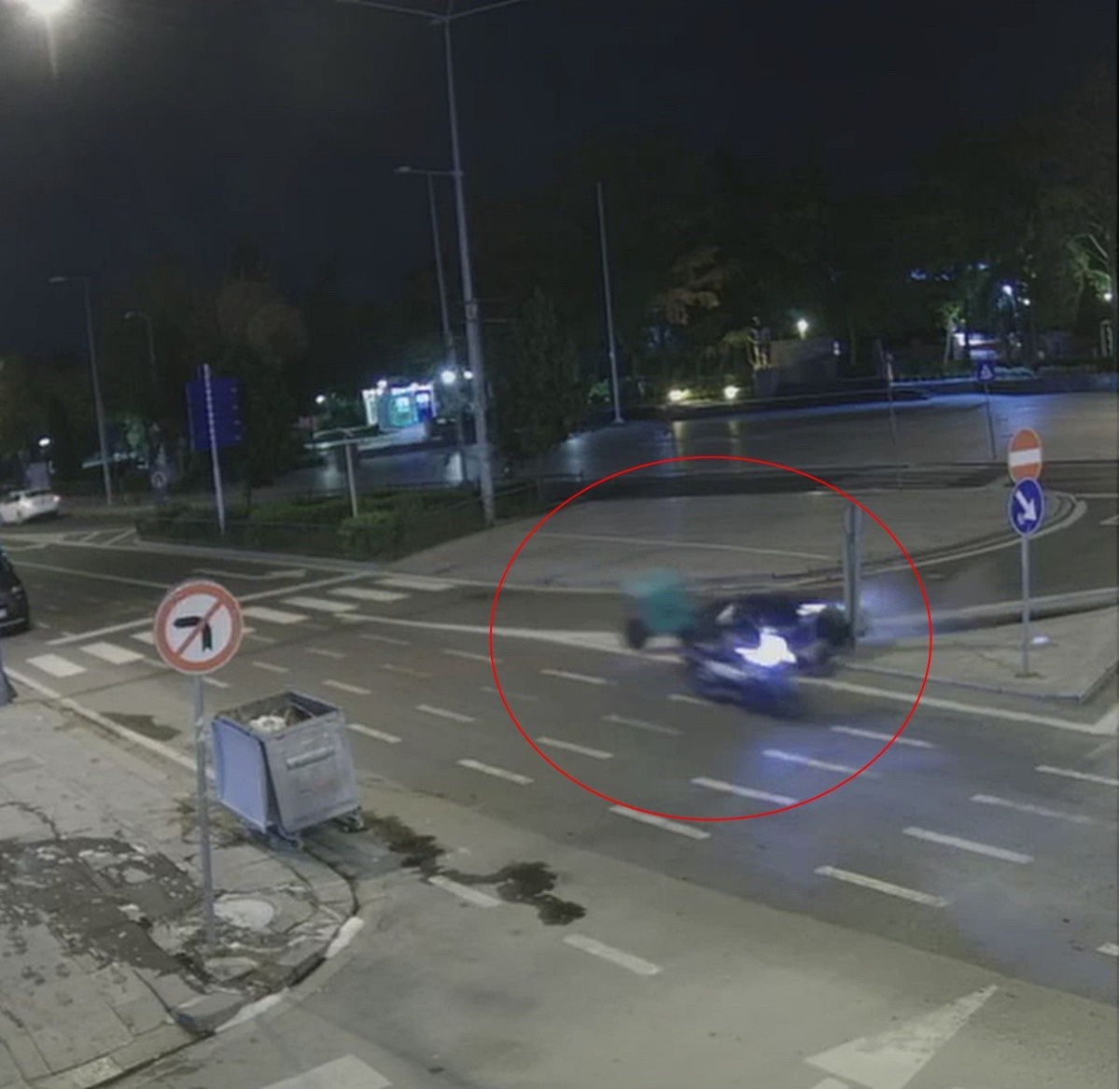 Tekirdağ Çorlu'da iki motosiklet çarpıştı, 3 kişi yaralandı, anlar kameraya yansıdı